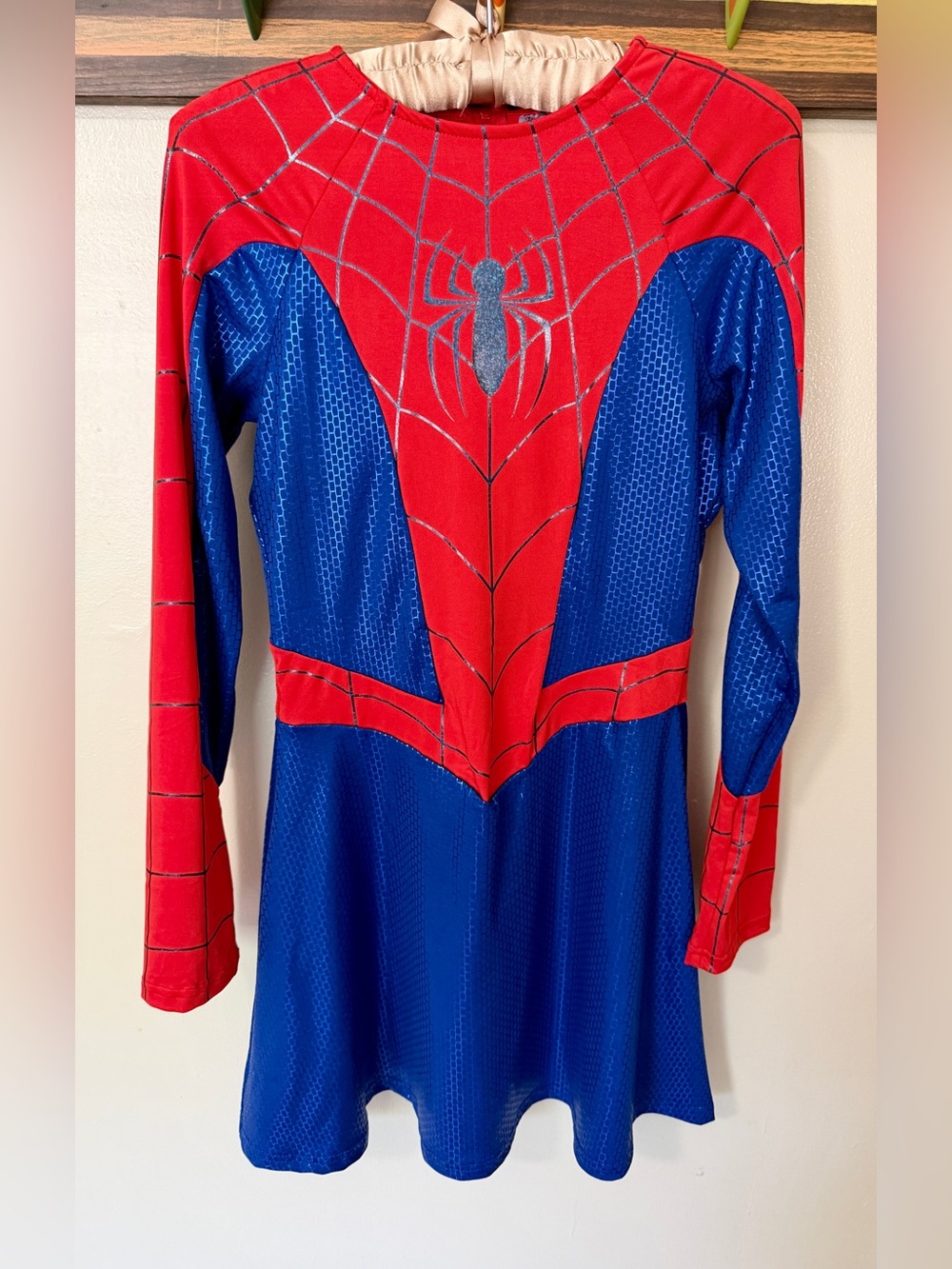 🕷️🕸️ Women’s Adult Spider-Girl Costume - Spider-Man - Picture 3 of 14